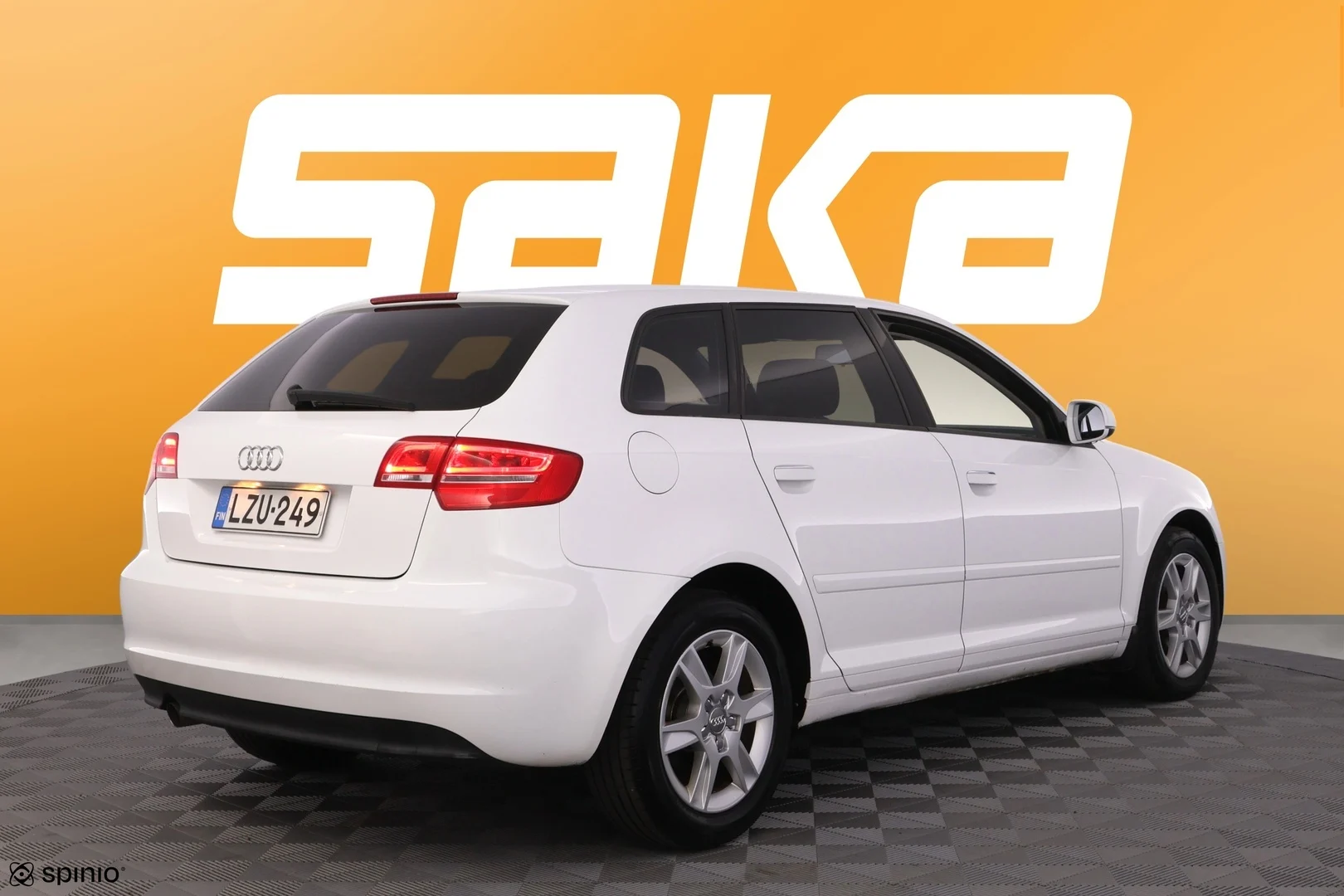 Car Image - NEL7RbseZkIkqJ1uTL9GF