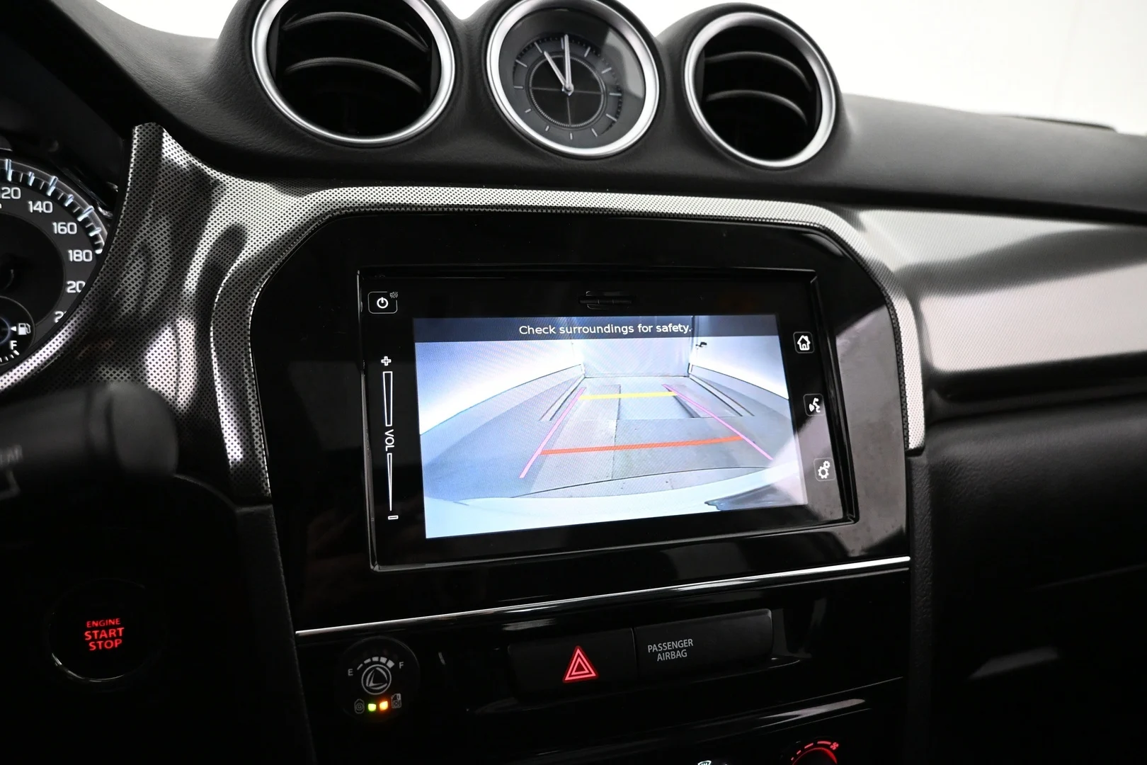 Car Image - 393NHazMXLg35TceCa4sGV