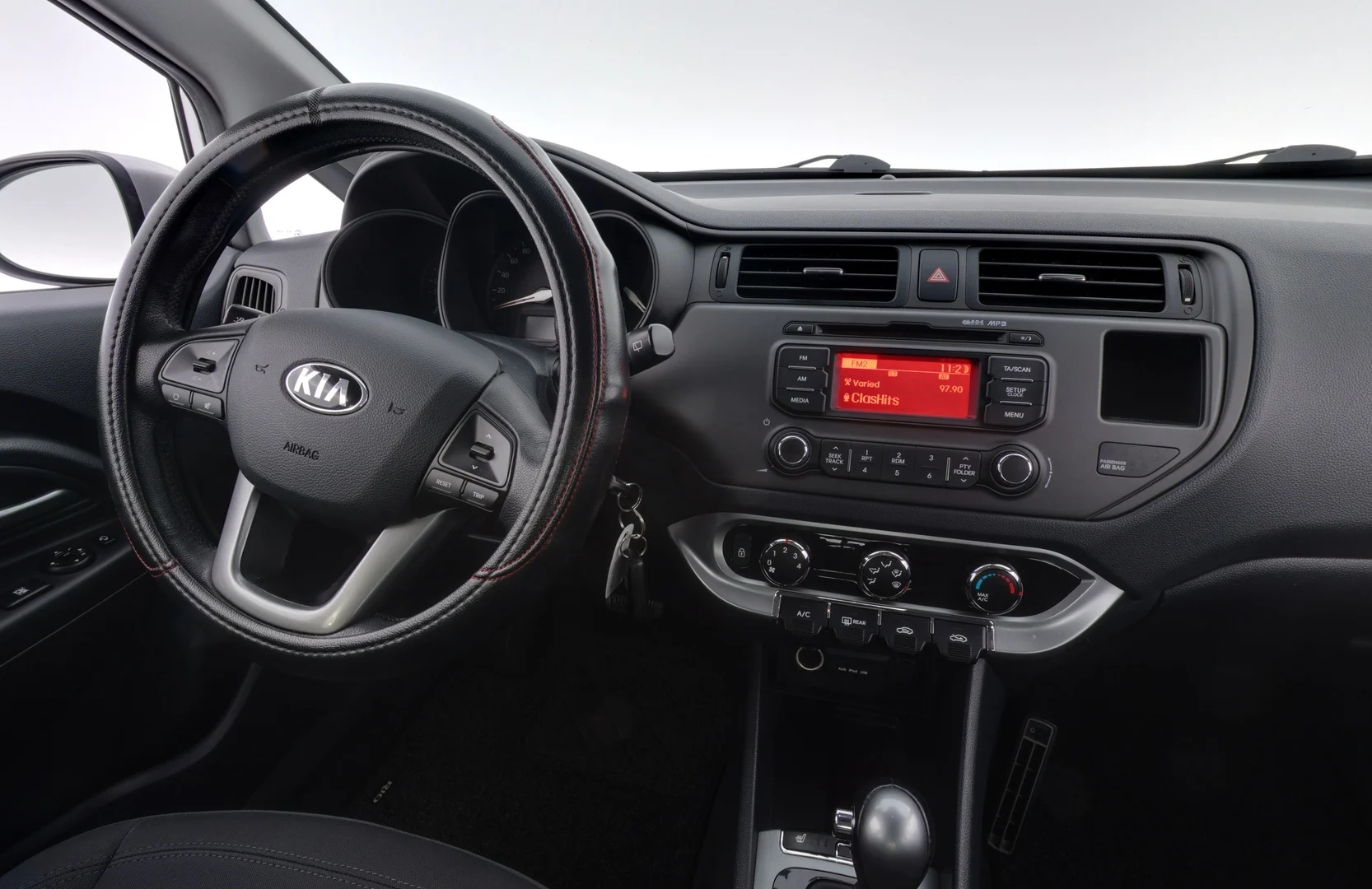 Car Image - 01Q0qOp04LlrnUmCbEg7RO