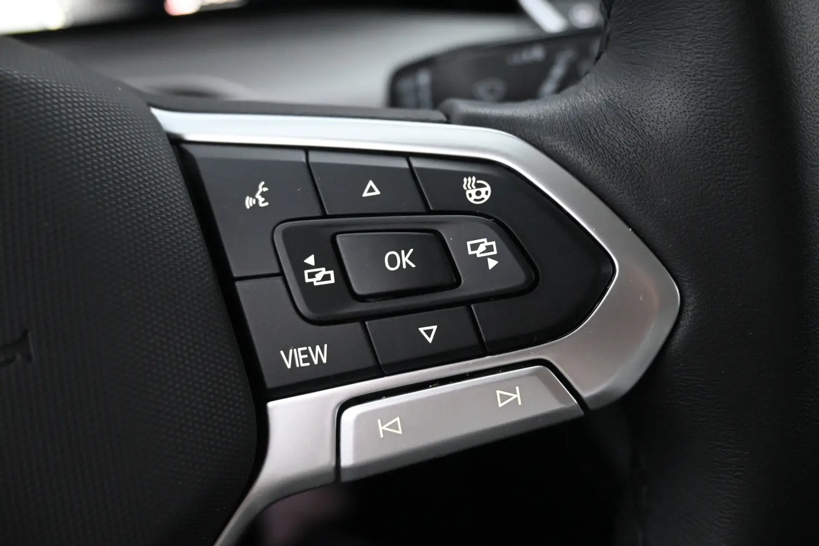 Car Image - 5oO1BCR33WvCF3MYs0b6zD