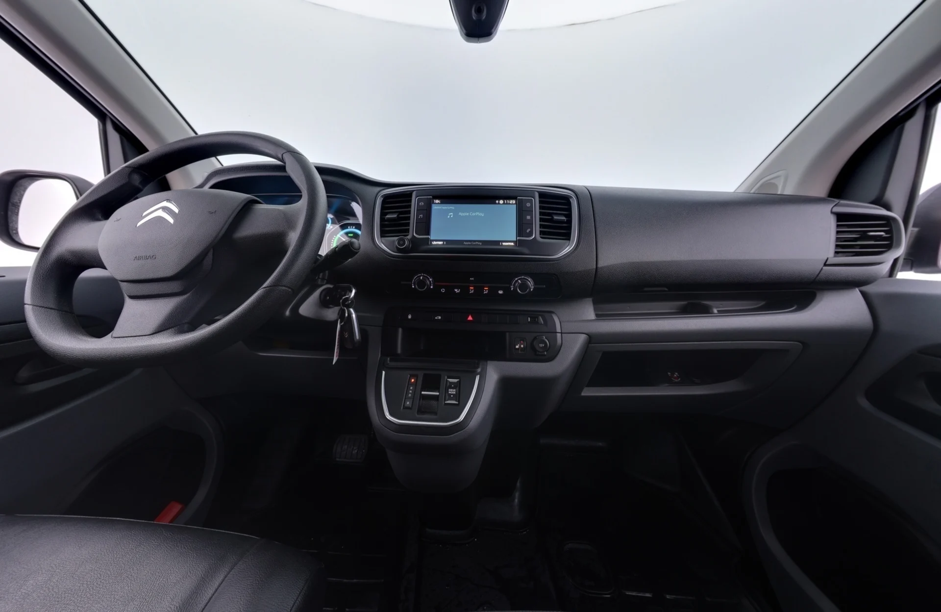 Car Image - XPDmlEzmLAROkvusokYE7