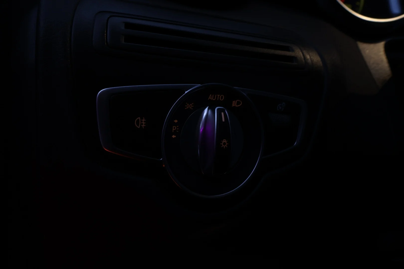 Car Image - 1hG1IAsNcOJxGHSChb9Pja