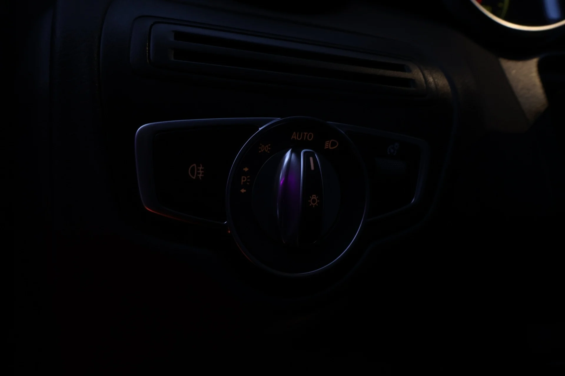 Car Image - 1hG1IAsNcOJxGHSChb9Pja