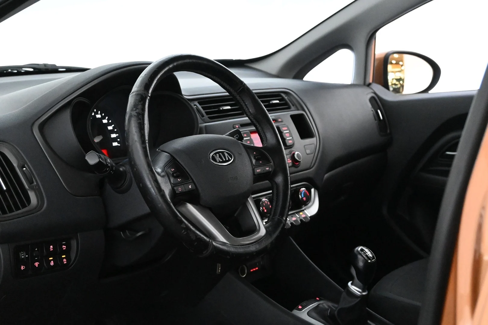 Car Image - 1FuhTaABUAo56wSOex51jI