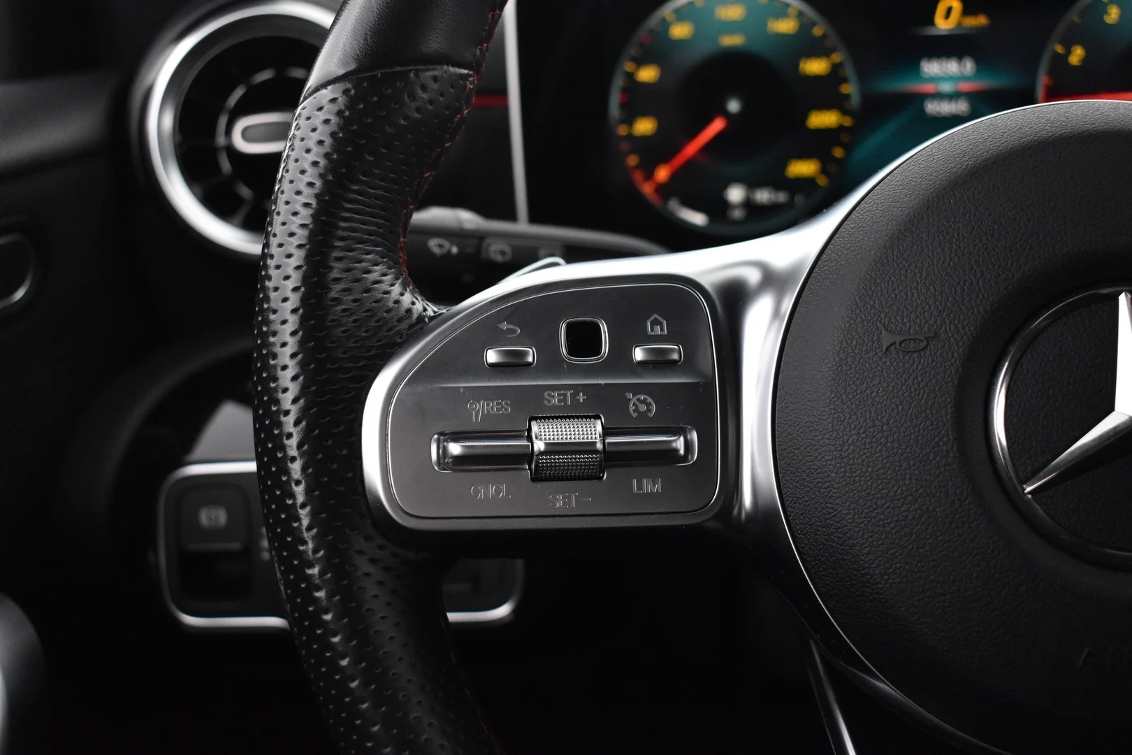 Car Image - 7gG3AWeTNdKaPrCiunhER9