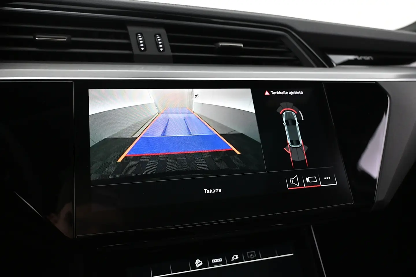 Car Image - 5u9TJip5Nrf9AxCPCv25G9