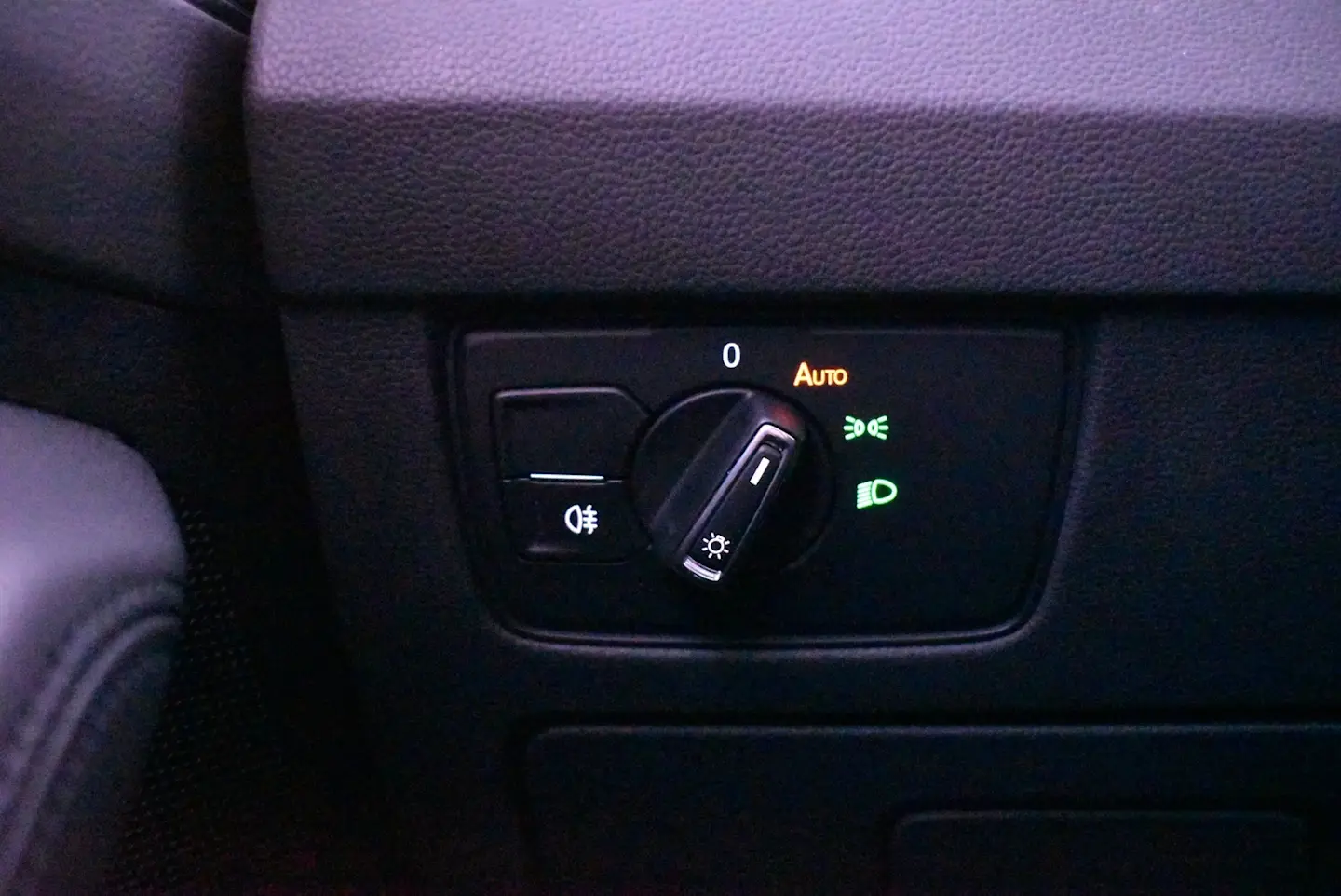 Car Image - CBLQ5gAoPwpCgIDHMj8a9