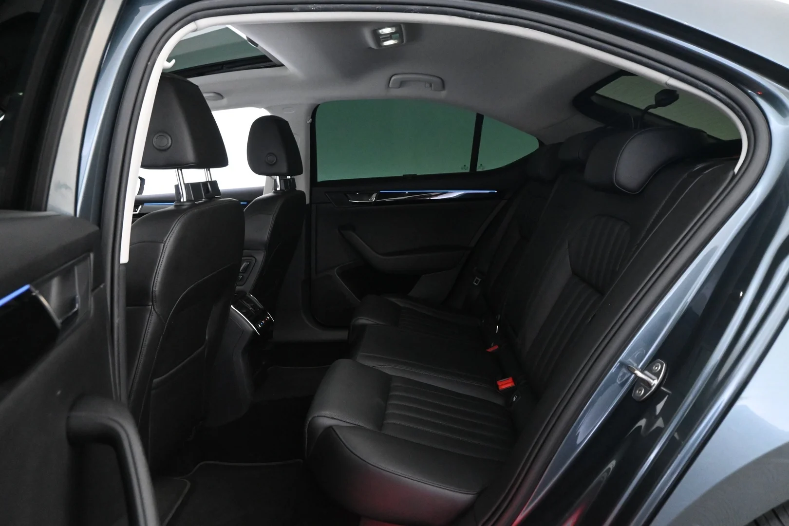 Car Image - 1TkAxnNsl4aGqA1M0v0WVa