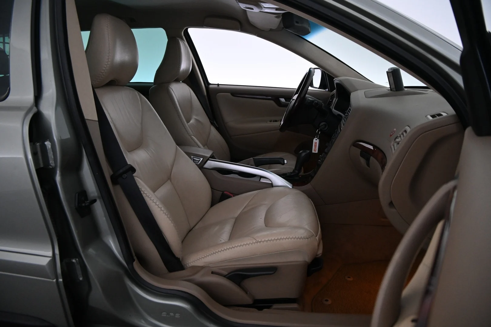Car Image - 3xBmOLjGC8LYkEuUWIp6ij