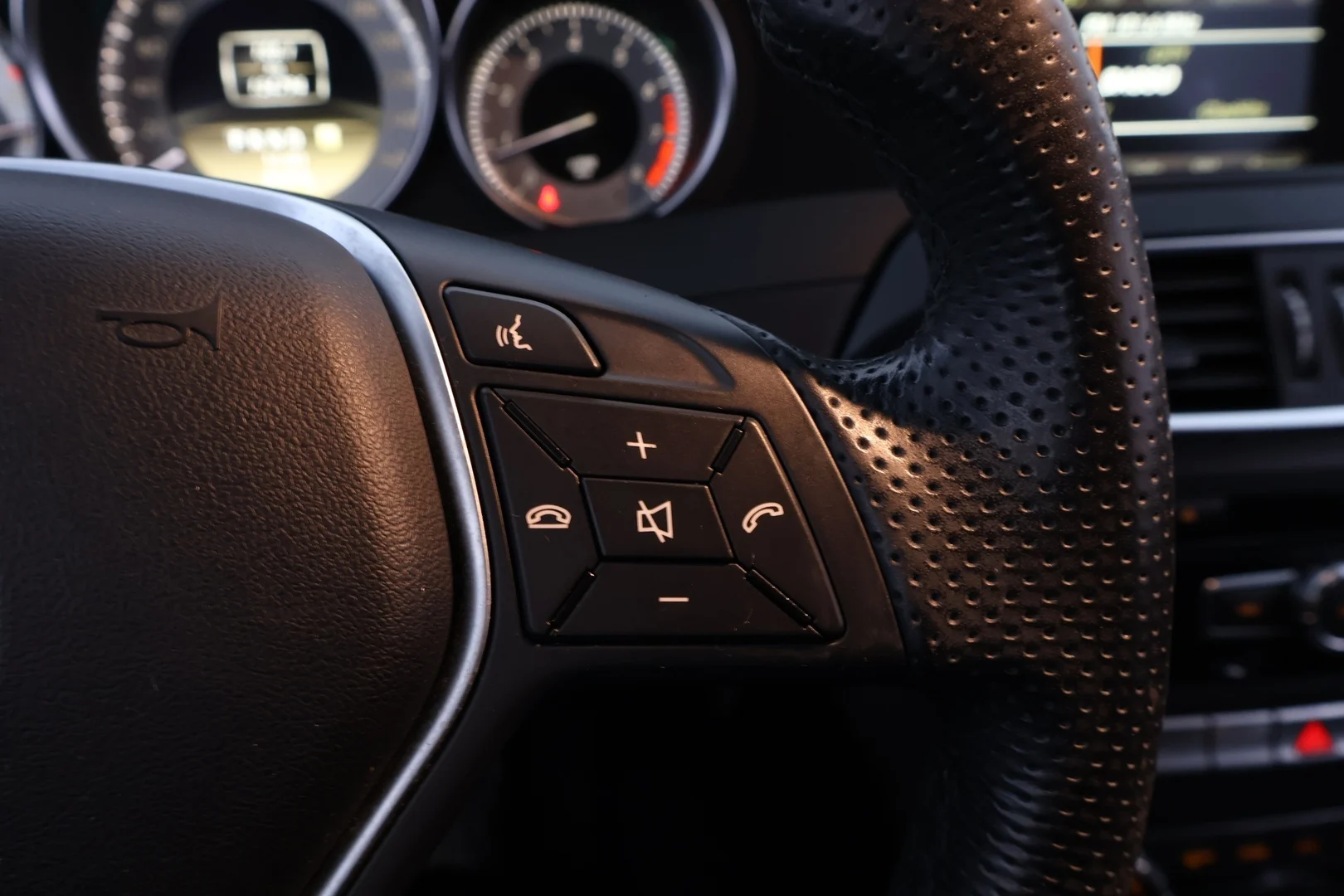 Car Image - 7m0QIWEHF4AcJGlm2C2CSN