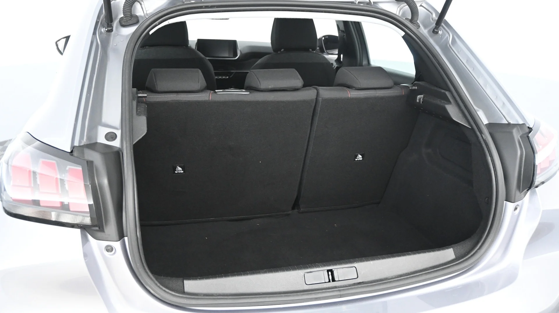 Car Image - 54IOylU8BRAnxJlBva0a55