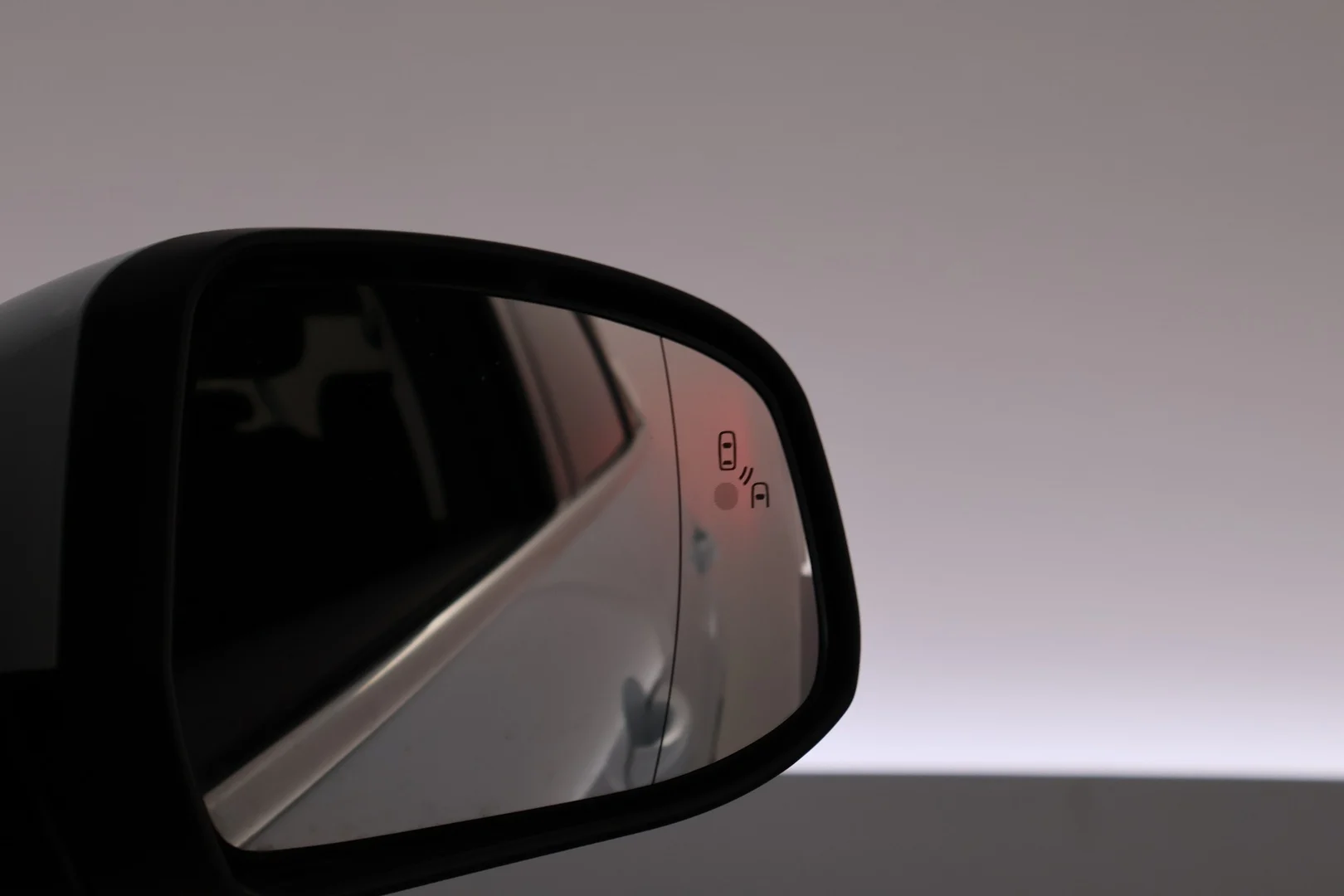 Car Image - 11R27Zr1l7OBbxO5PedxDG
