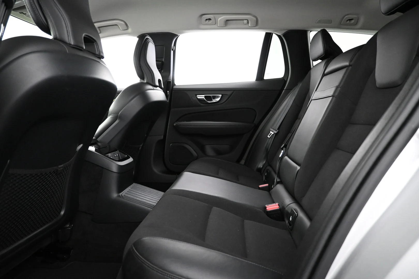 Car Image - 3Z2j8Vys54YQtg7iP6NgxU