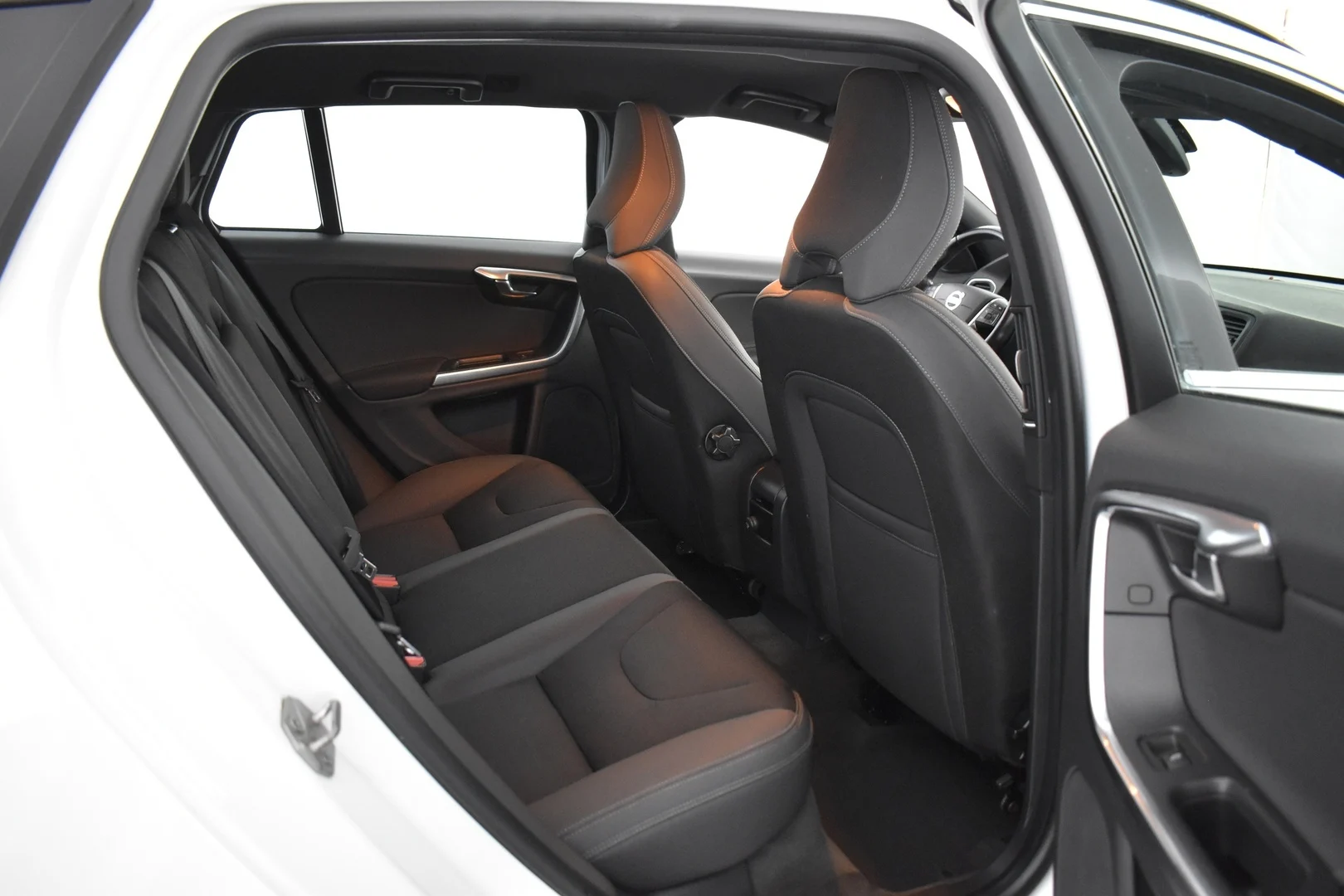 Car Image - 7E3KGmOZHu9ZFIgdbyWmsW