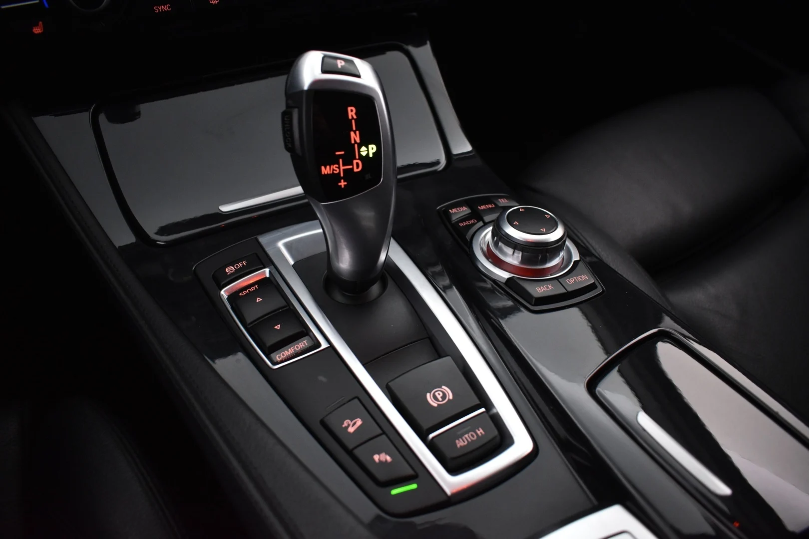 Car Image - 5uBizTbCeM5XzR7pkp2aJl