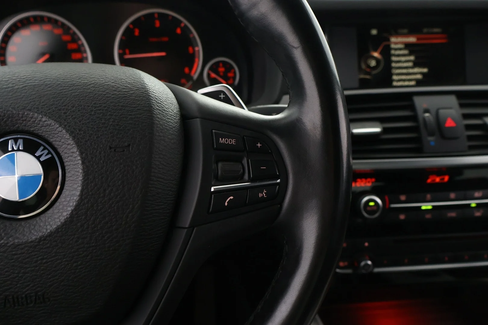 Car Image - 3DiPSR5TTSDvoUKVO2NoZo