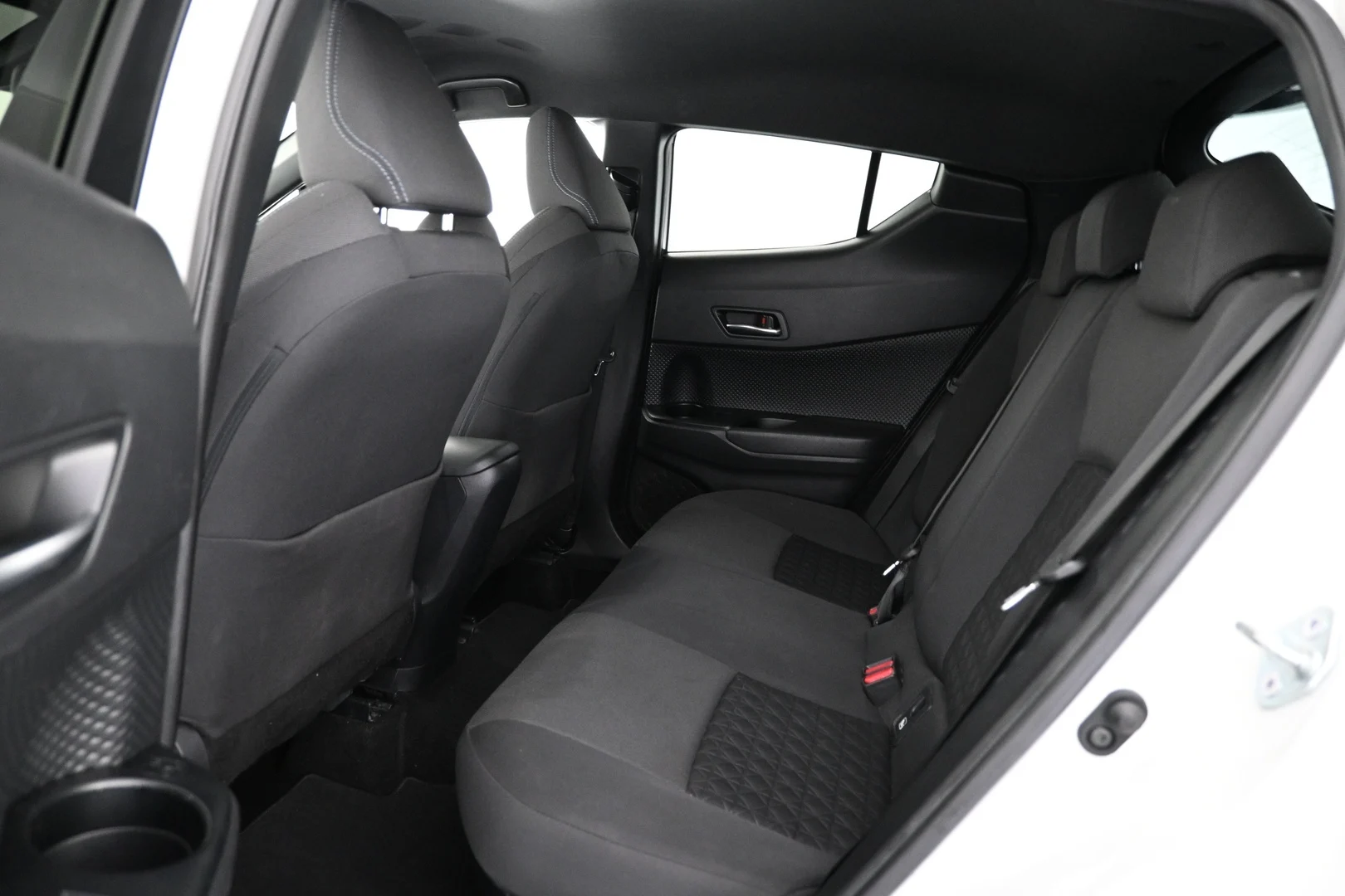 Car Image - 5mi2SYrt1E8dxJXNhV0iLN
