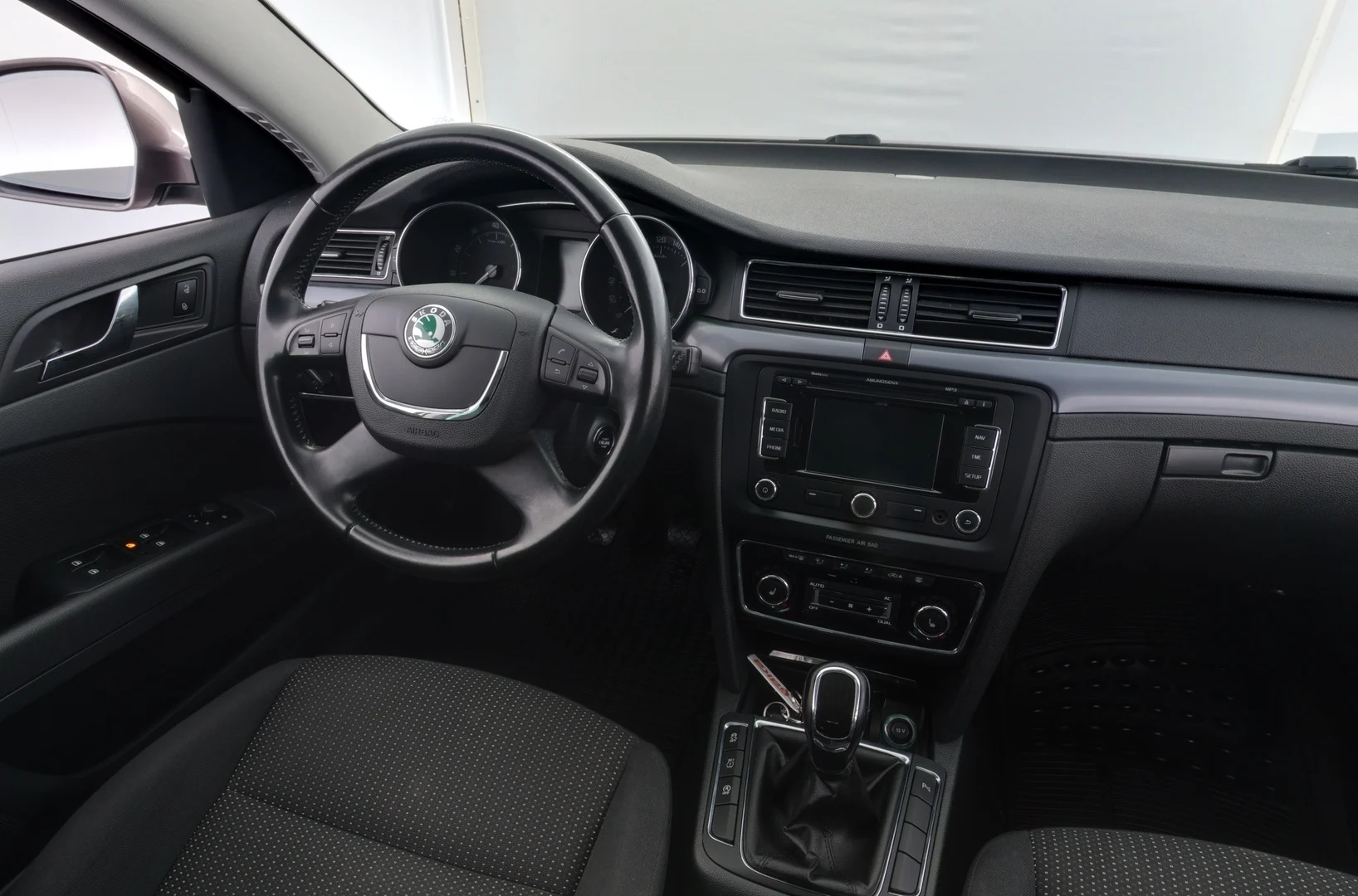 Car Image - 3cNP5TJkhBR4YlQlbaxzz0