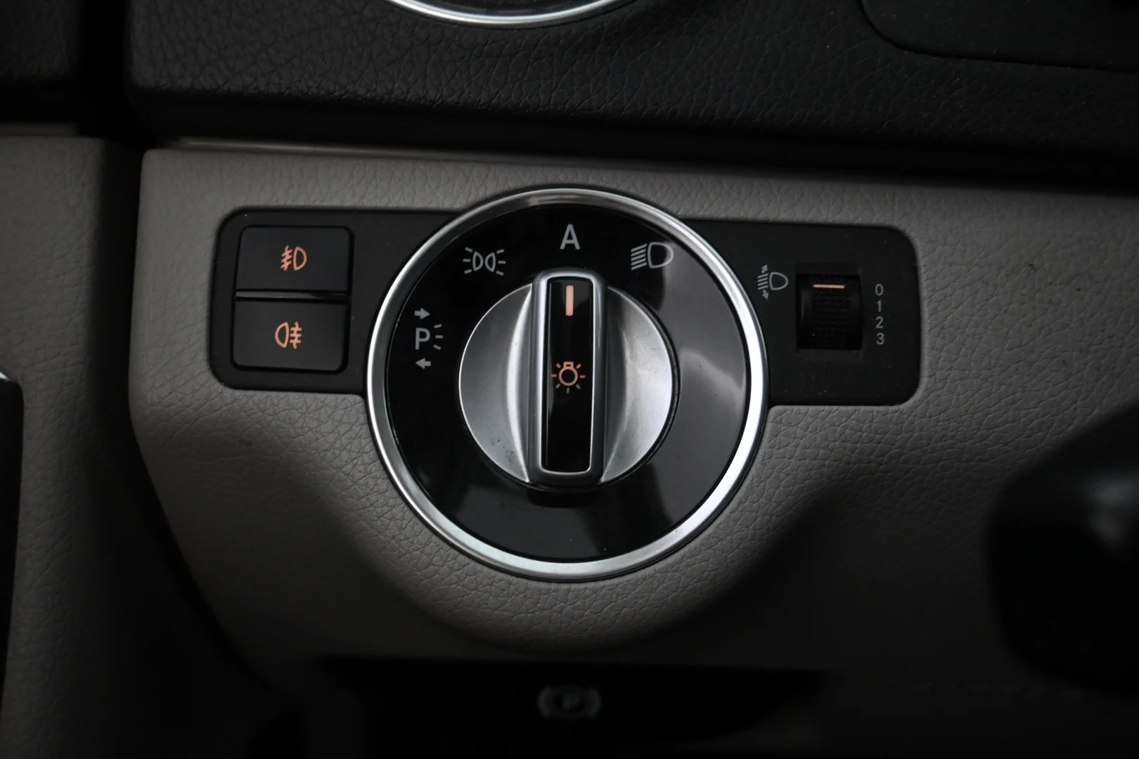 Car Image - 3nvs5tVAdvJrONIVIP0JfA