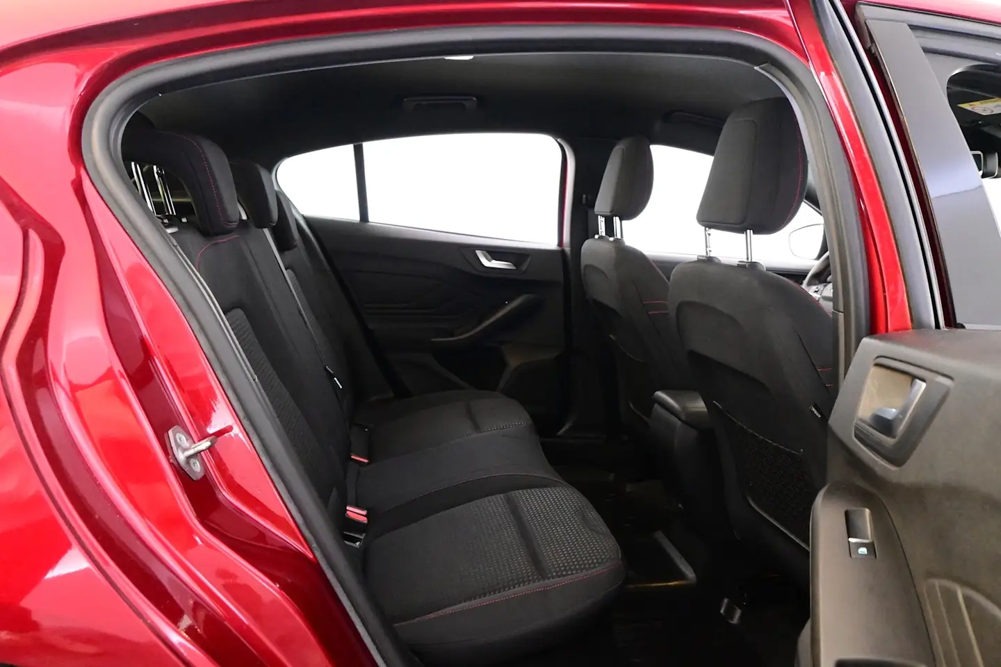Car Image - 2IfIeLH57HYsUPy22DMomB