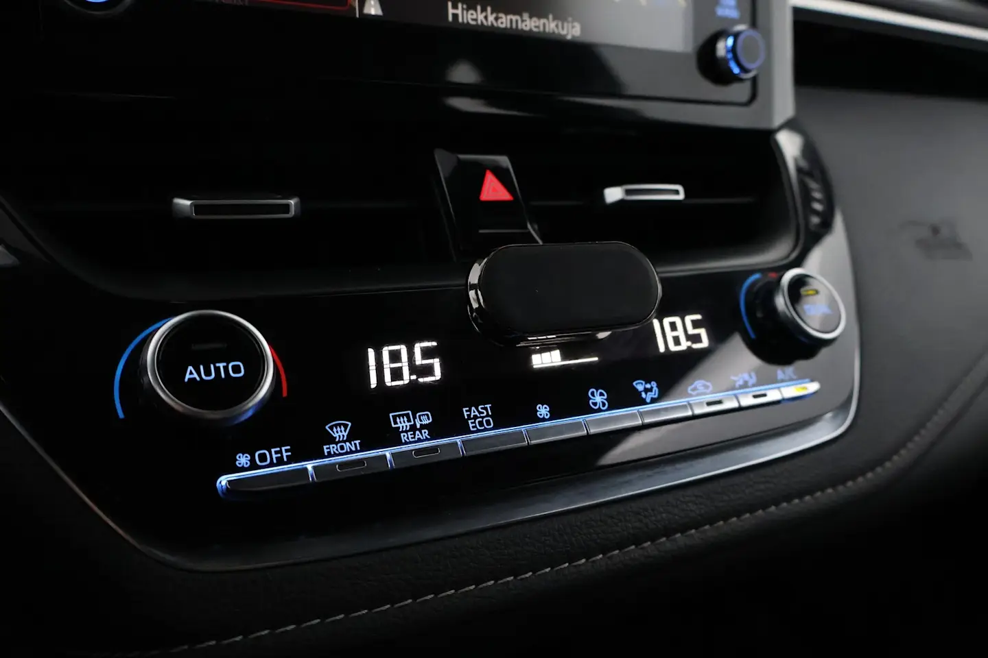 Car Image - kVMjJlJZITkHAUBGM6Hdf