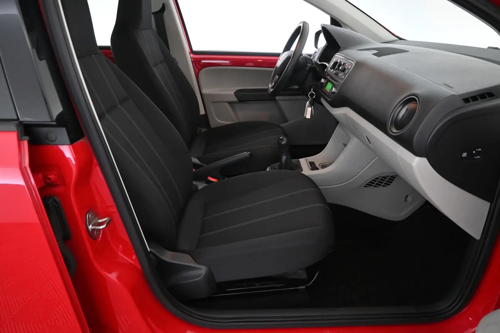 Car Image - 31QyDJ8JRbIlakFEcy9EJ1