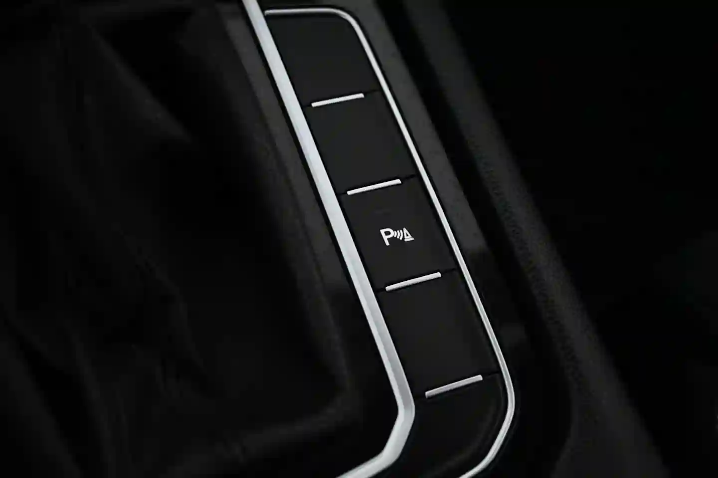 Car Image - 2FczeDDtWsb0OPE6DSYiQD