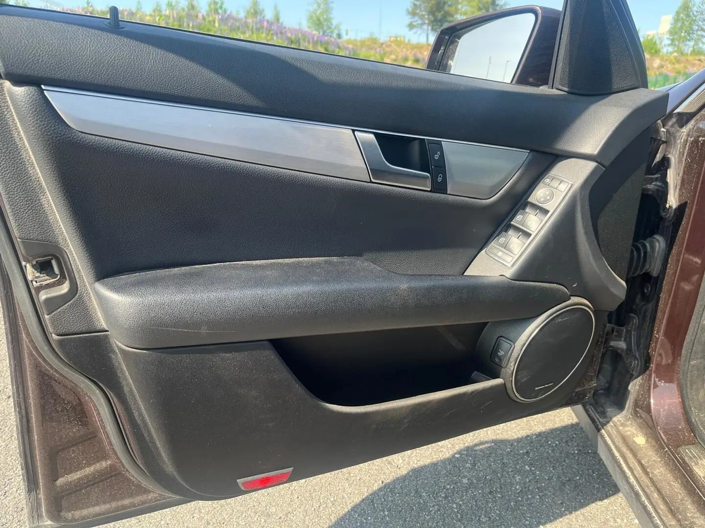 Car Image - 9pnsRtMAwZ7pae1Lvy67s