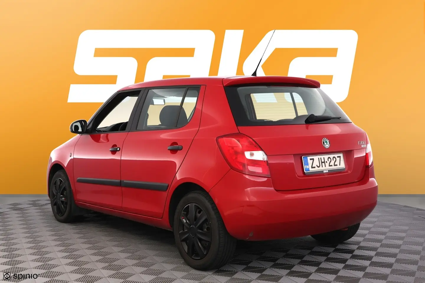 Car Image - 3qUgsHCknF0A1xuAscusoi