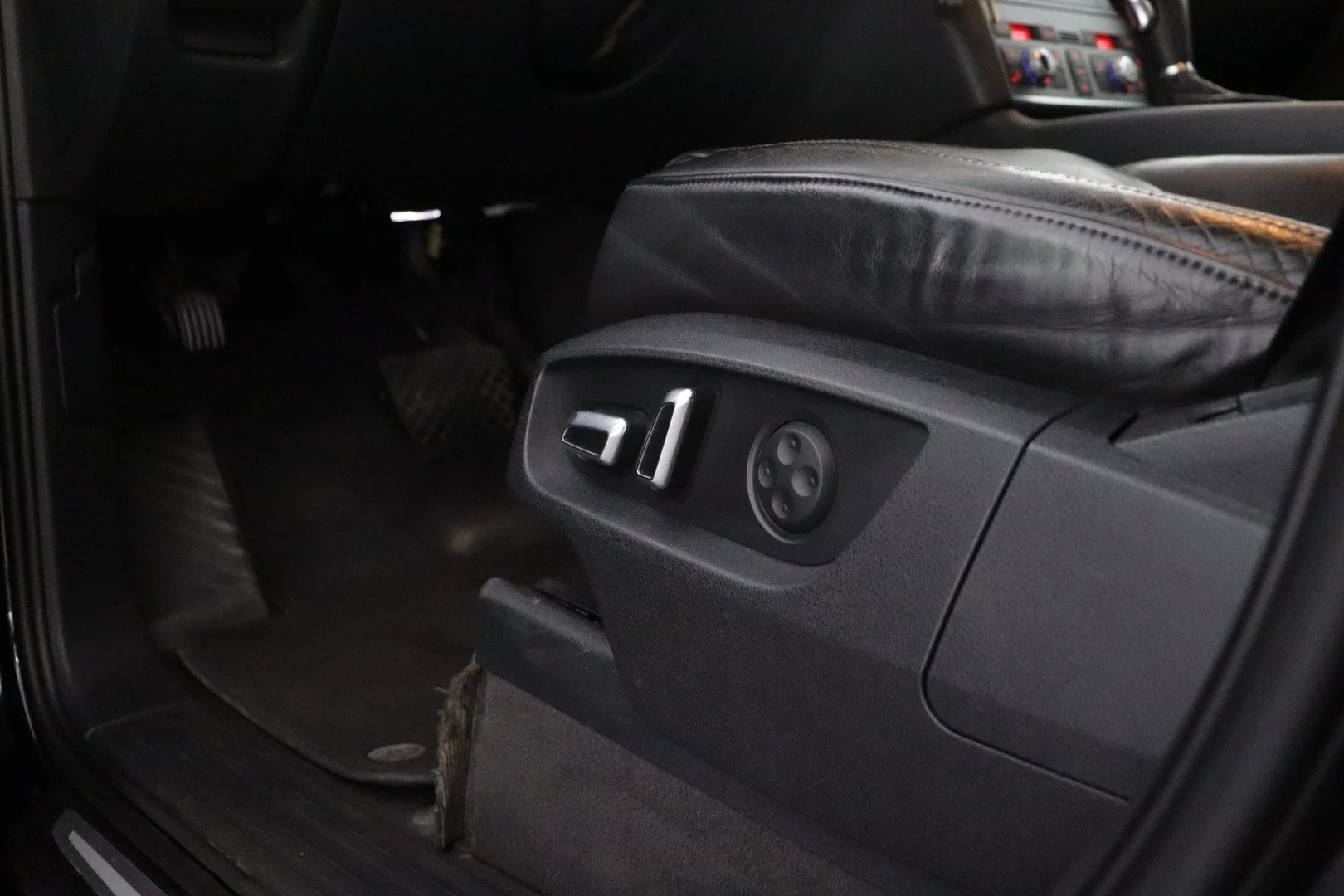 Car Image - 4cqvQ4bOET4iHTdt0v6H3f