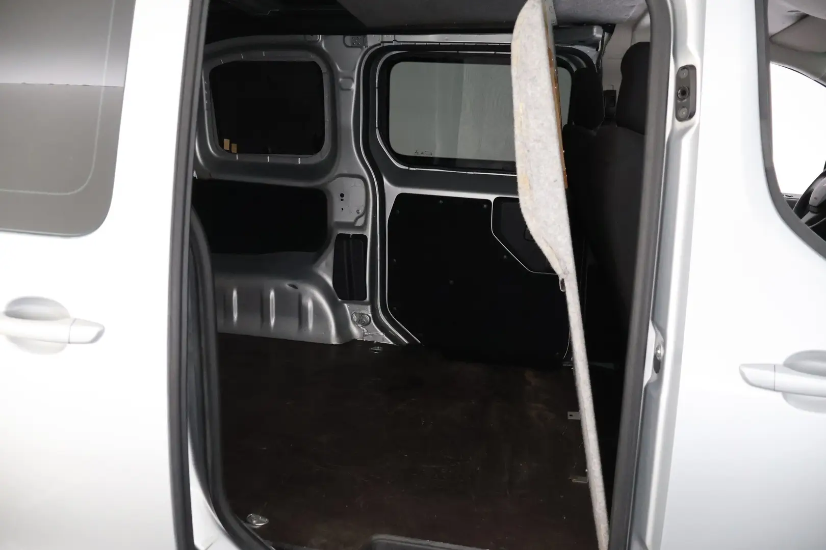 Car Image - 6gx7Bd03c8TBXD7W5N8Zib