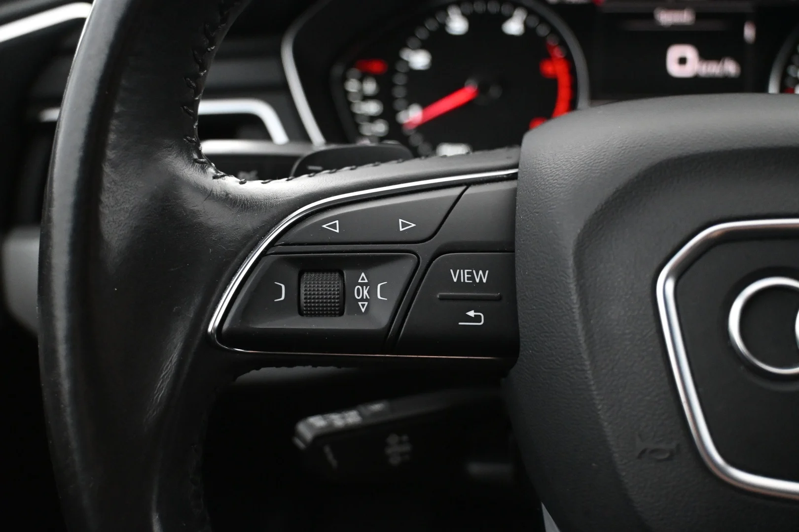 Car Image - 6ae4MQ0UAhgpIrHg5fHWhf