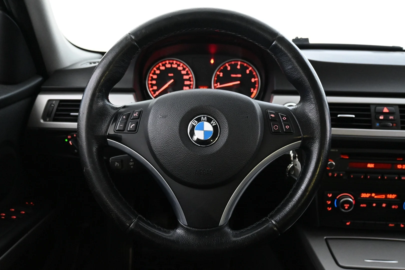 Car Image - 2k9wn7m3fOEPPWrKkSp2og