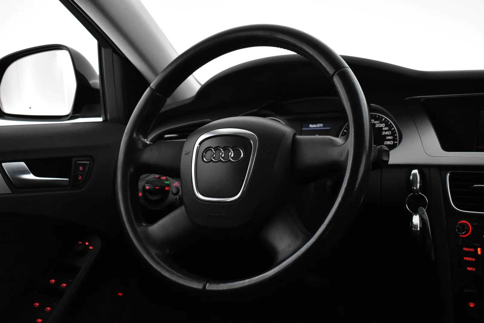 Car Image - 5cpBaR7Yz6zXxf2RHPKsQX