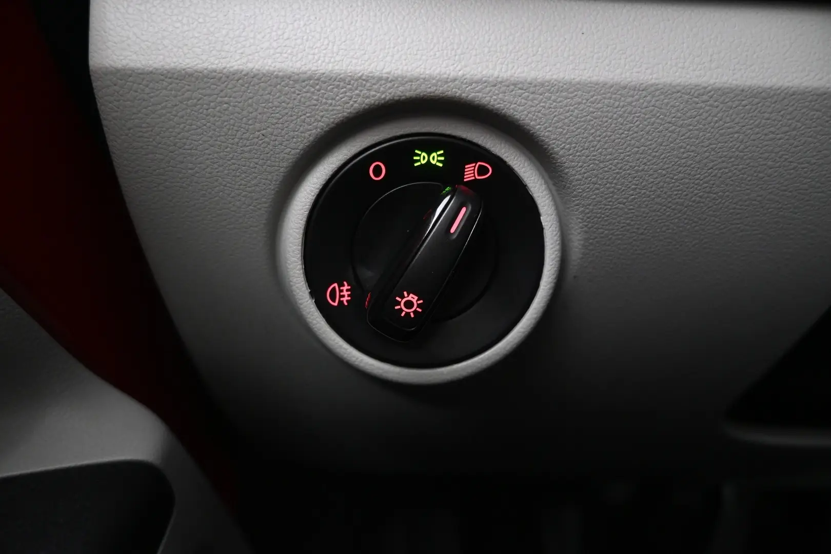 Car Image - 31QyDJ8JRbIlakFEcy9EJ1