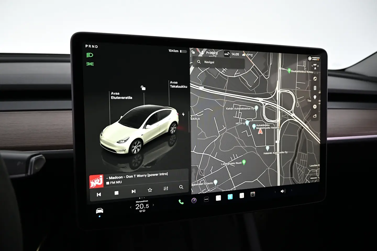 Car Image - 5wMQvMc60y3vtZZdrCBm33