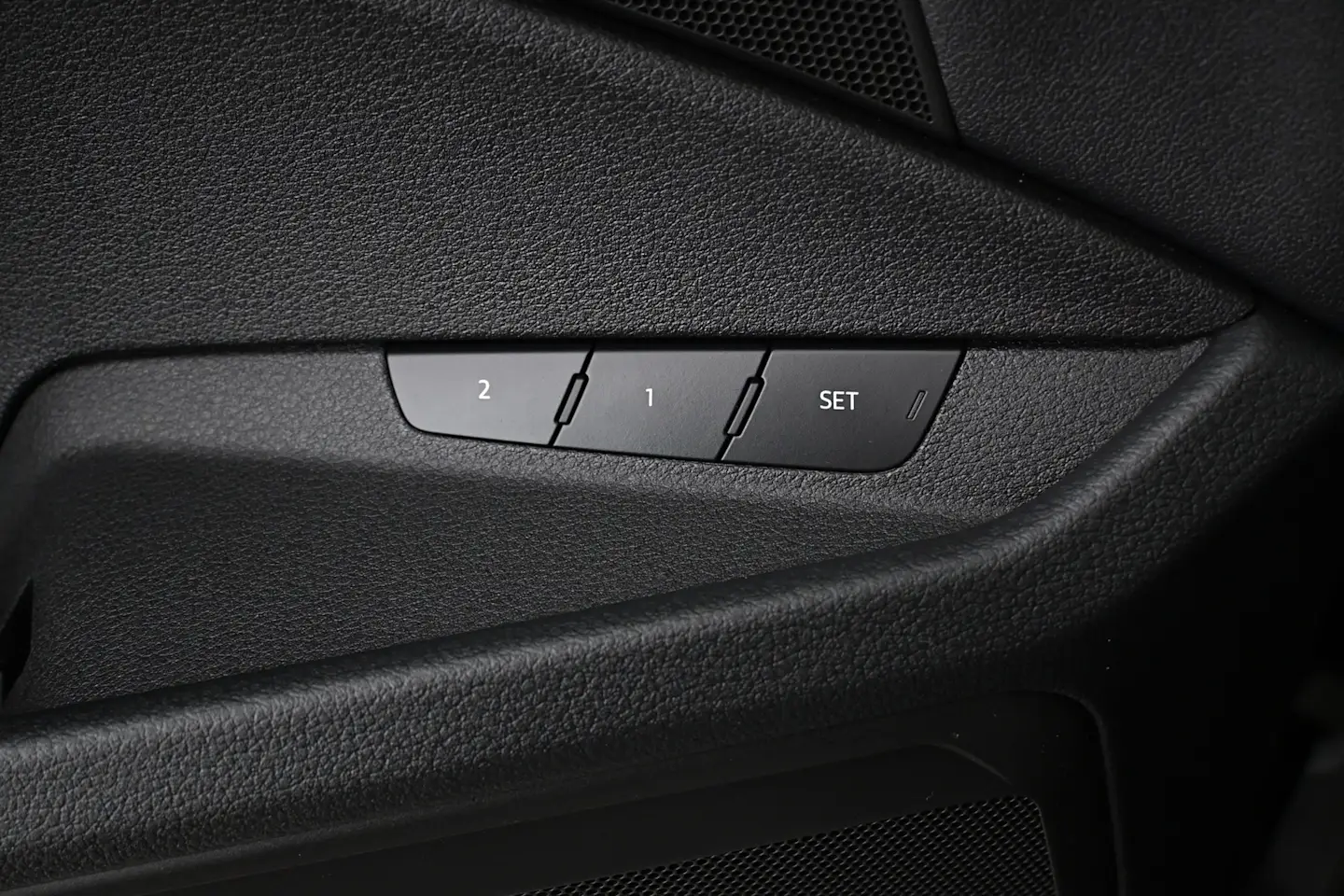 Car Image - 6xNgZ8RcXHmW7k8g8nsCAc