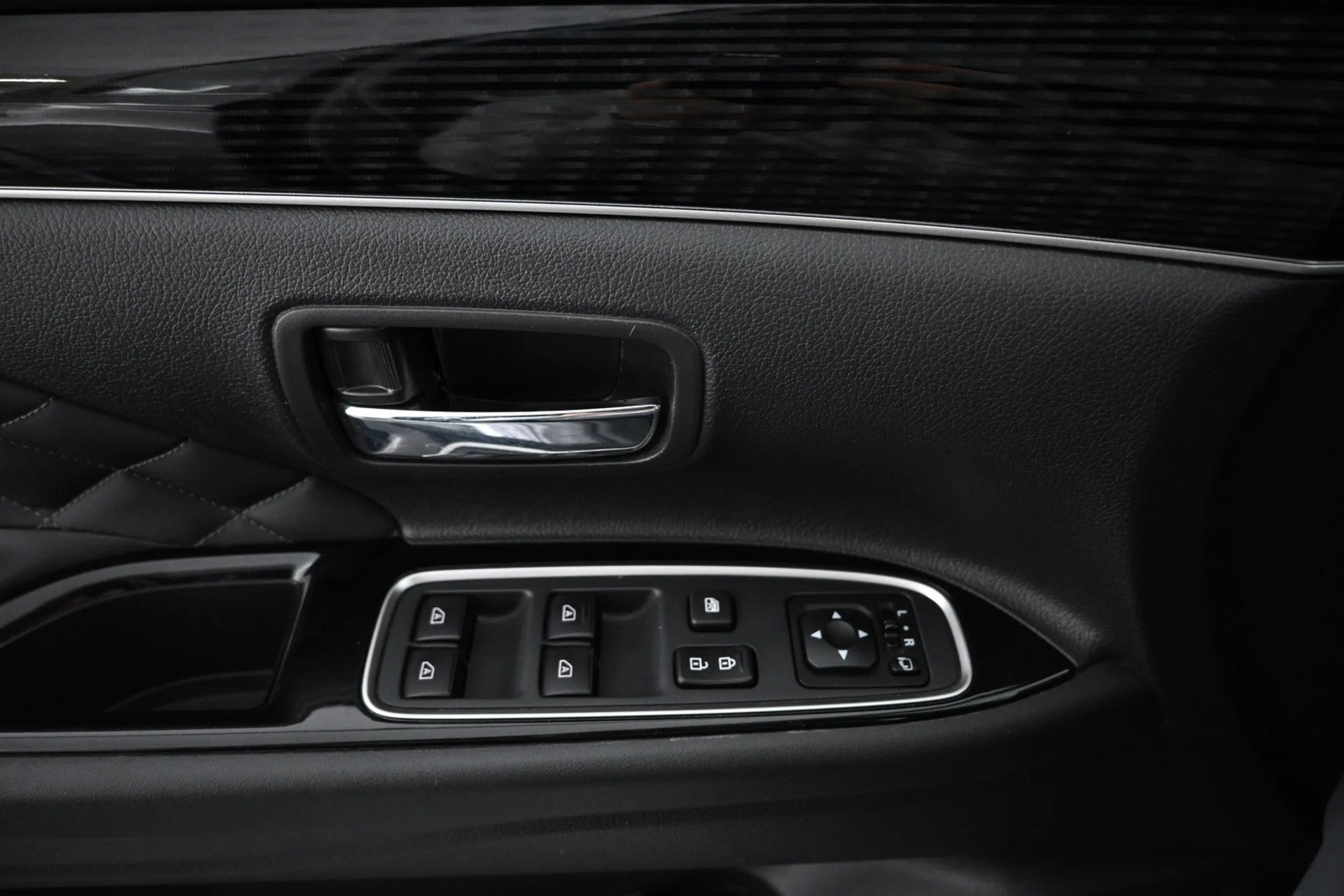 Car Image - 7HKvvT1TRC3IeInRk1IbCg