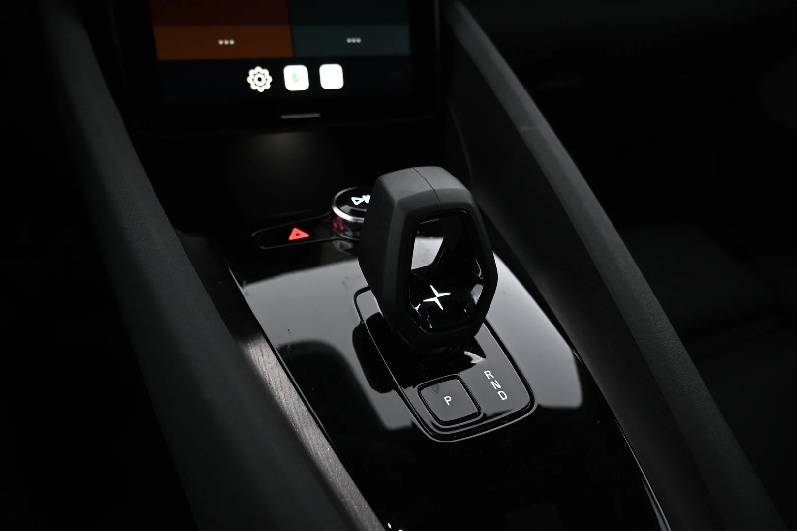 Car Image - 1DLlgE7G9BsL4TkneoYqtT