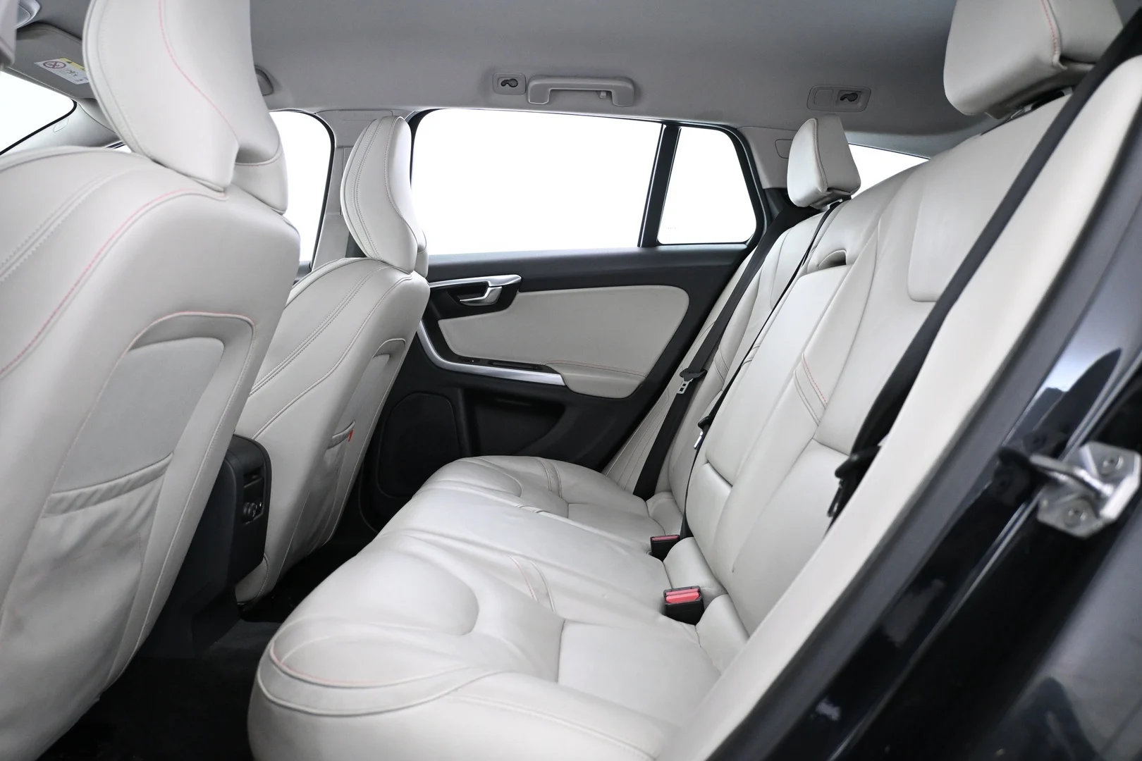 Car Image - 67GgoDf2XRIL5jxR9qXuIa
