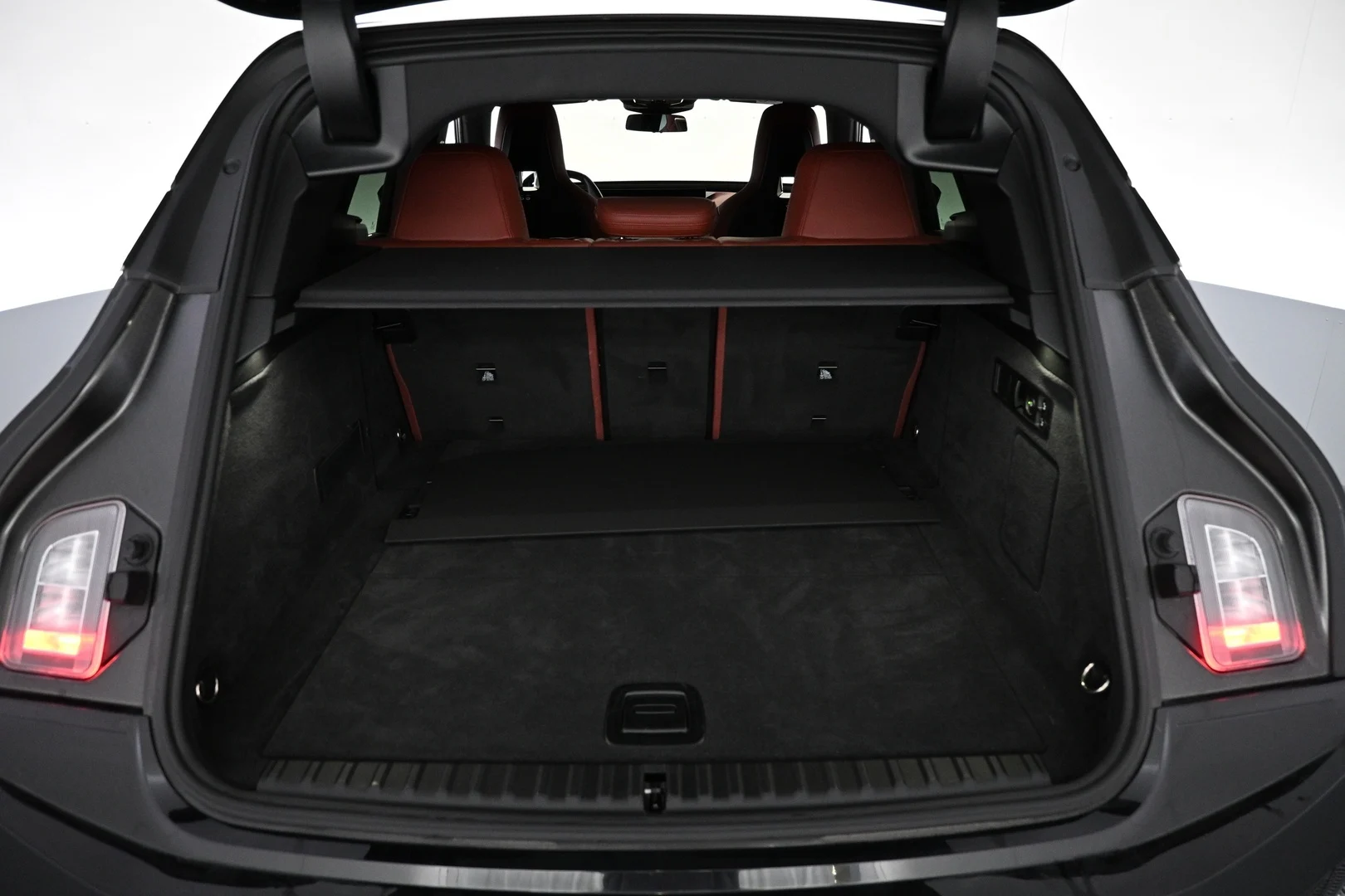 Car Image - 4tVEhg3xaEG1bfhczbx3CY