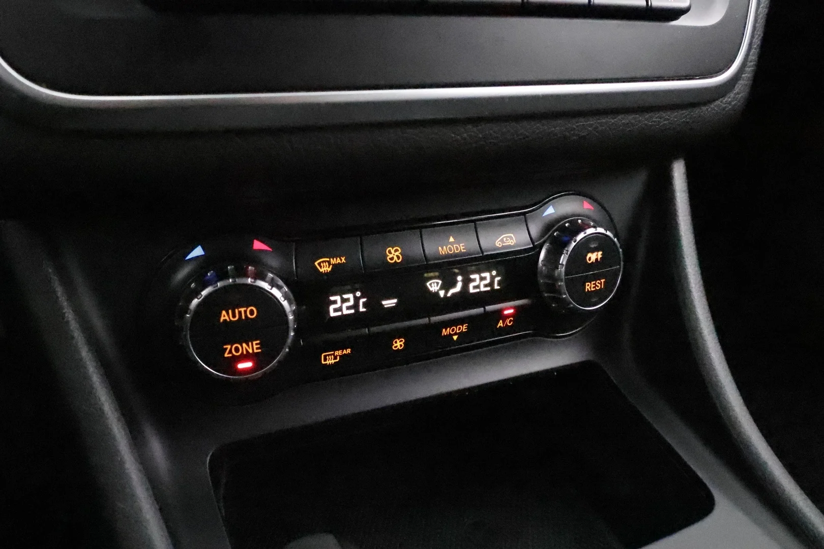Car Image - 2iEUsmMLsqnWjBJxZsVyXl