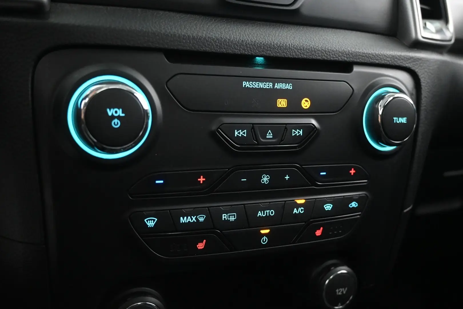Car Image - 4Hjt2OnYxOB5Xma1R1MIsO