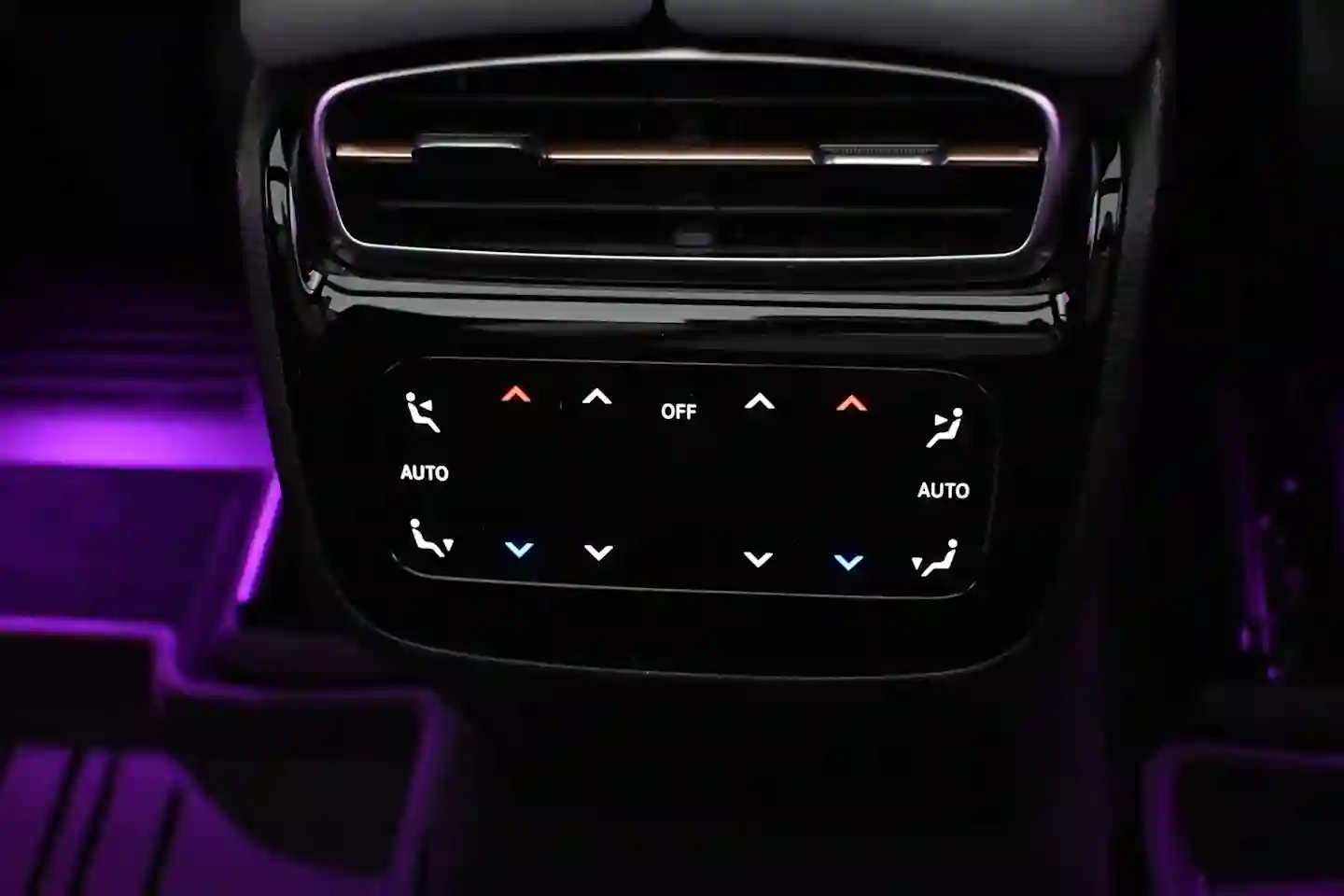 Car Image - 2GTJF2nWiA65iCFz9fNkmU