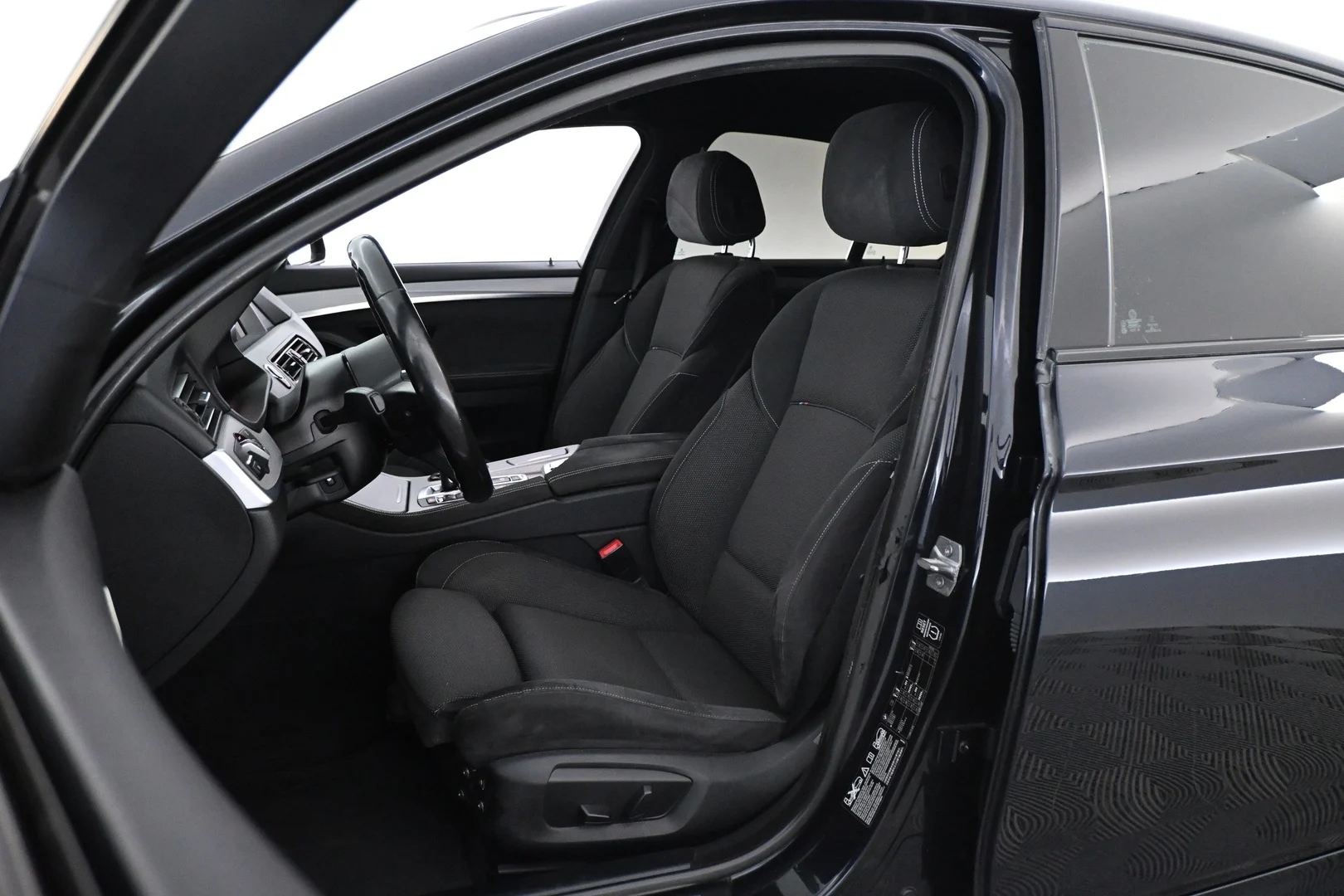 Car Image - 3bVz0Pg08ogRJ6W6vBFlSR