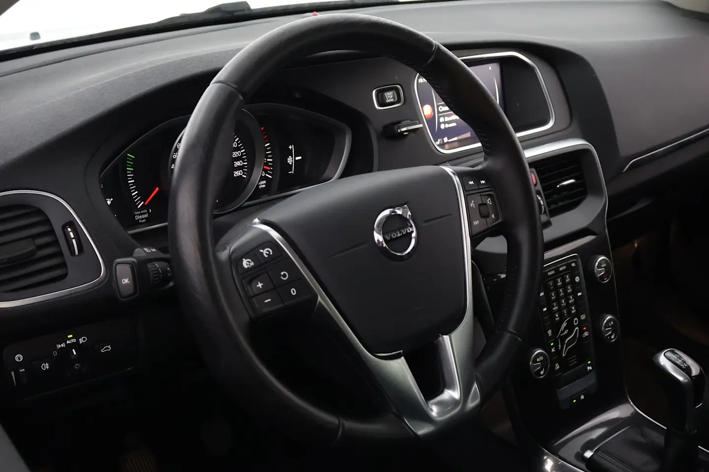 Car Image - 1nRw2r5FBTmiQQGpaHdzPR