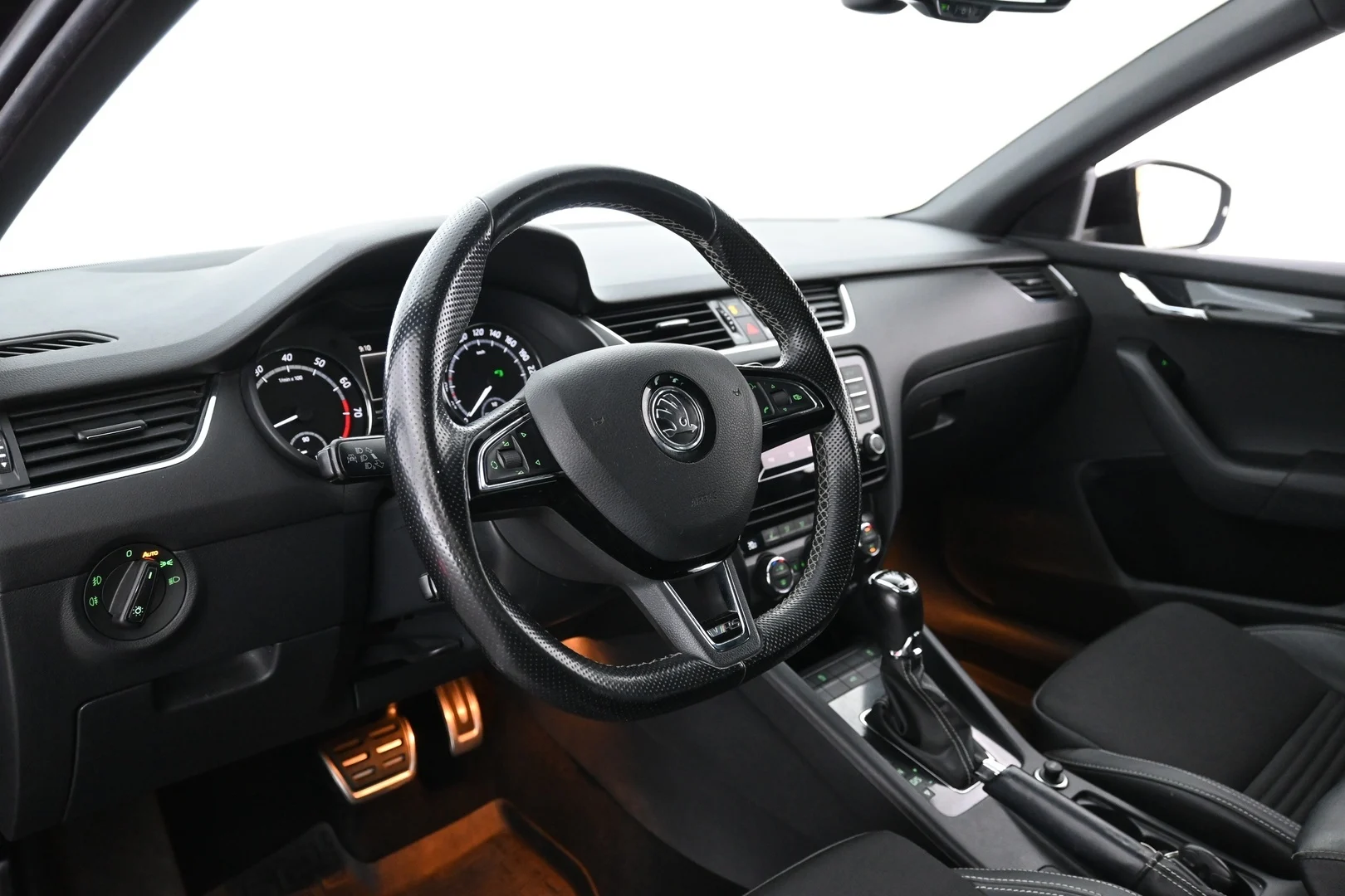 Car Image - 7BoVRSwA8klBZwFP0pbZy4