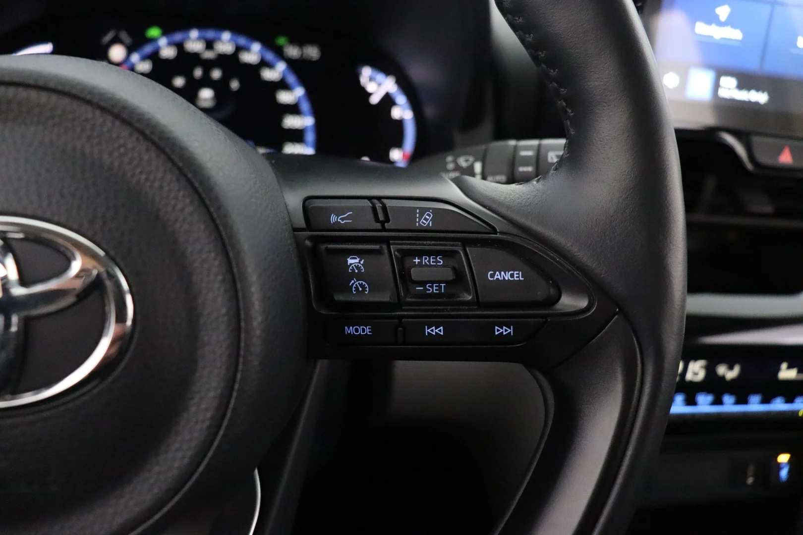 Car Image - 3NG0A74yxhmsk0lgjnt9j3