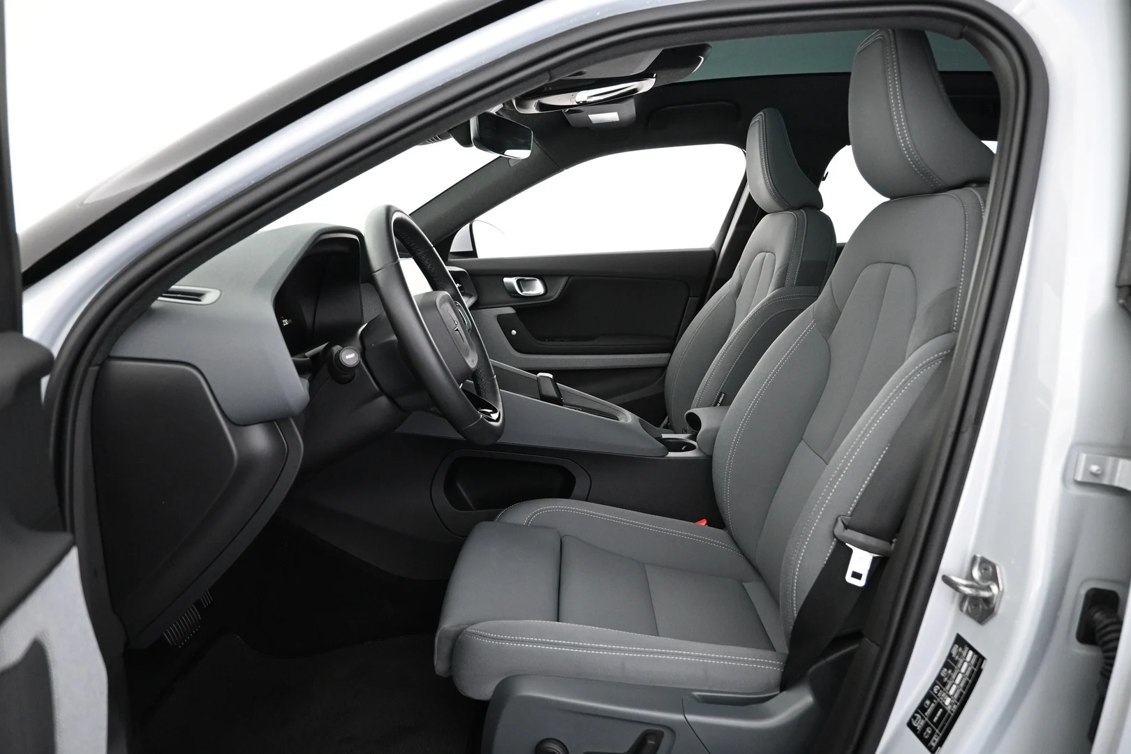 Car Image - 1Nr5d4aNI3U67UsGjAifvY