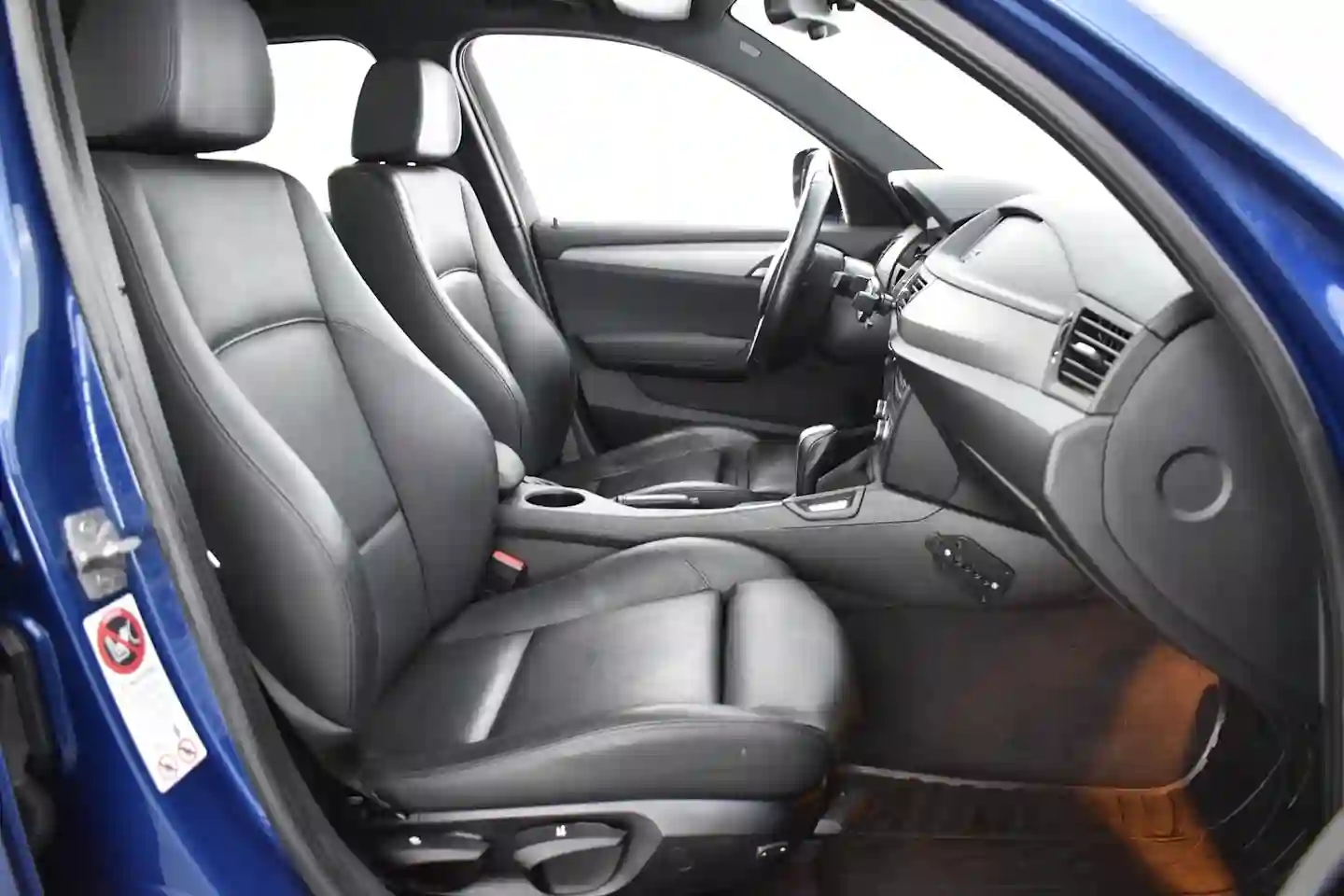 Car Image - 4nBsqiNdIBJt220qY41Tkh